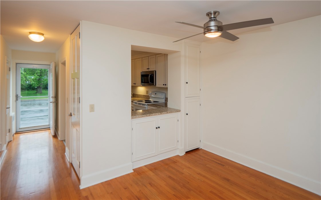 20 Indian Avenue, Unit 22 Portsmouth, RI 02871 - Photo 11 of 28