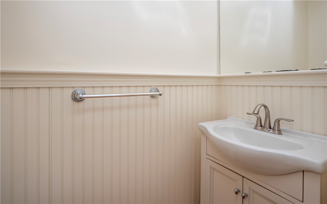 20 Indian Avenue, Unit 22 Portsmouth, RI 02871 - Photo 6 of 28