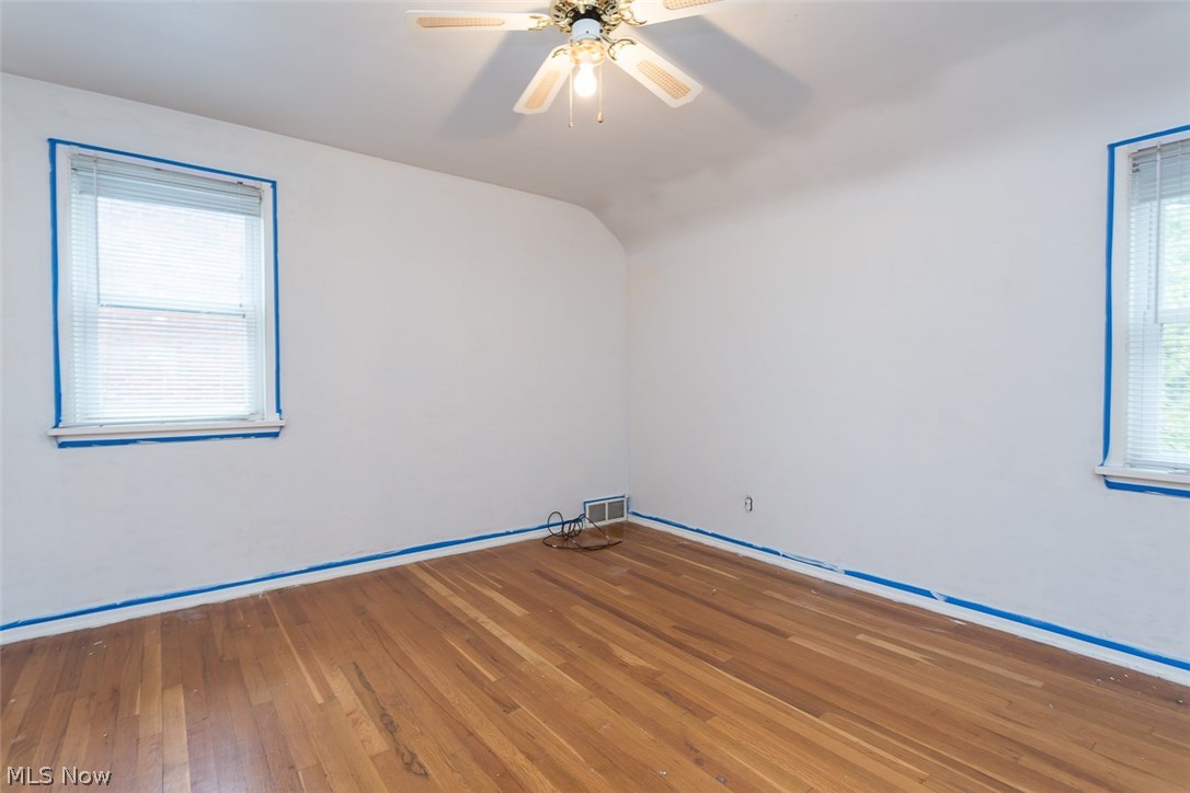 1516 Brainard Road Lyndhurst, OH 44124 - Photo 18 of 31