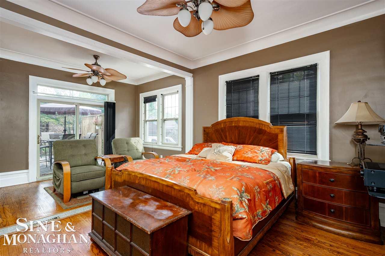 954 Barrington Road Grosse Pointe Park, MI 48230 - Photo 27 of 44