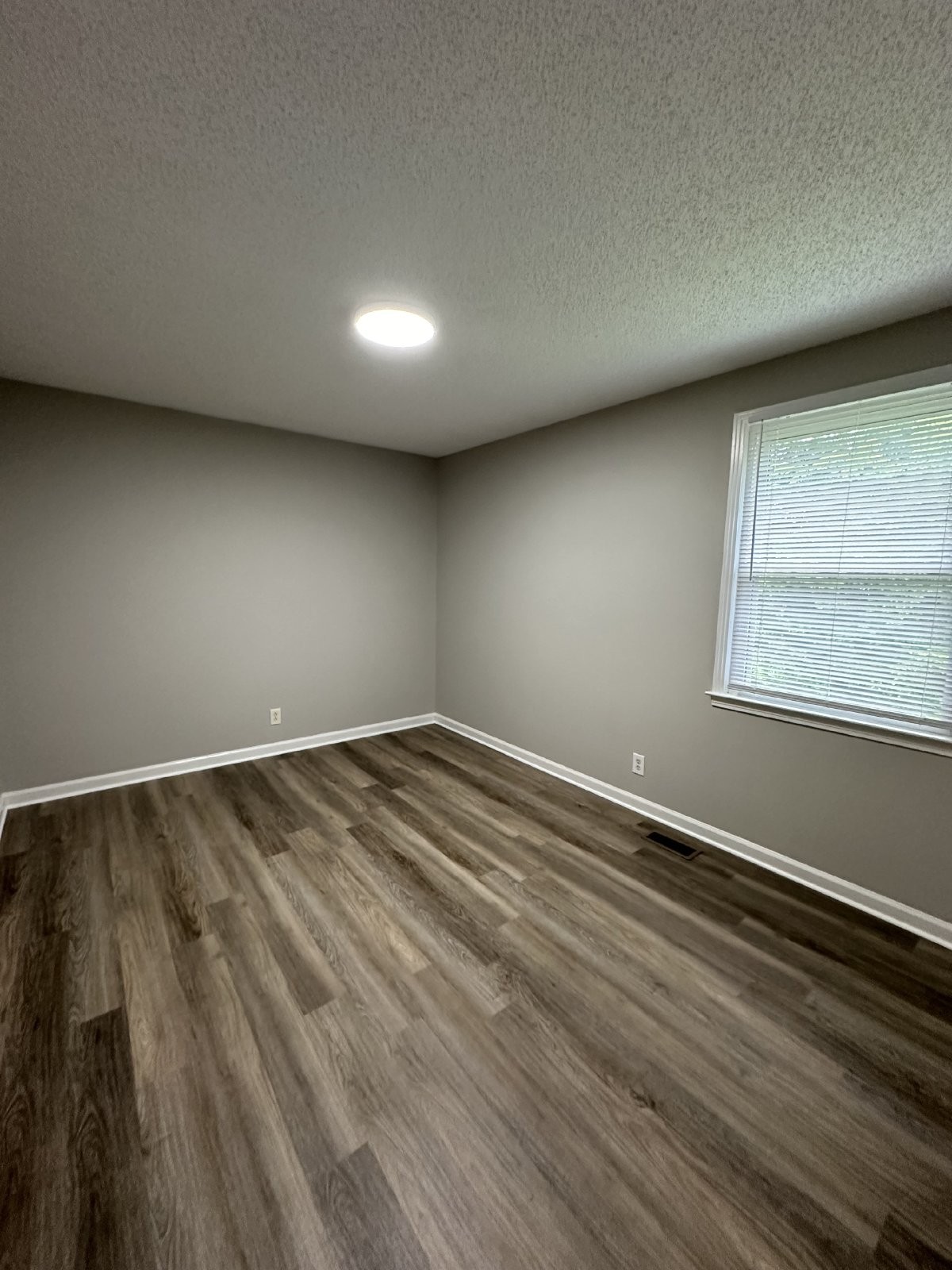 913 Poppy Drive Clarksville, TN 37042 - Photo 7 of 12