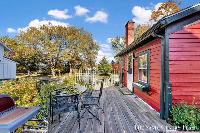 $349,900 | 201 South 4th Street, Grand Haven, MI 49417