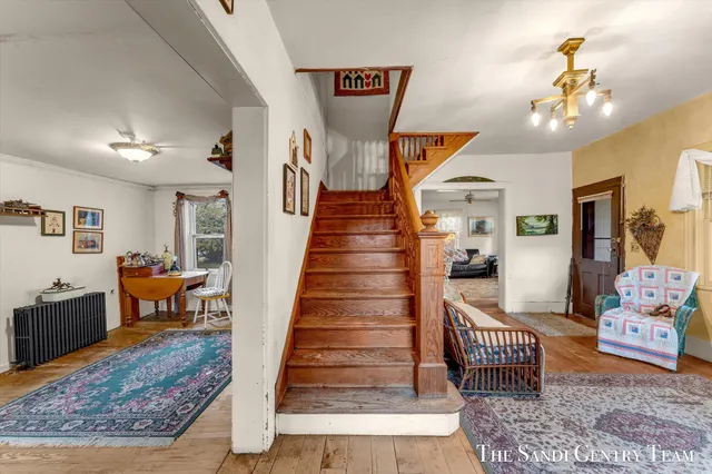 $349,900 | 201 South 4th Street, Grand Haven, MI 49417