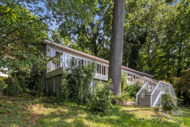 $730,000 | 7645 Buckland Road, Charlotte, NC 28278