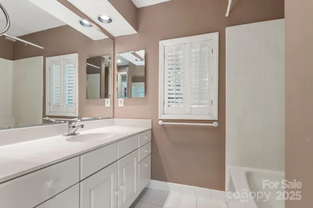 $730,000 | 7645 Buckland Road, Charlotte, NC 28278