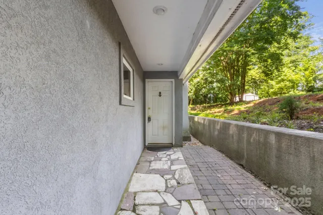 $730,000 | 7645 Buckland Road, Charlotte, NC 28278