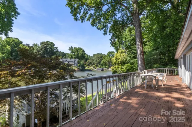$730,000 | 7645 Buckland Road, Charlotte, NC 28278