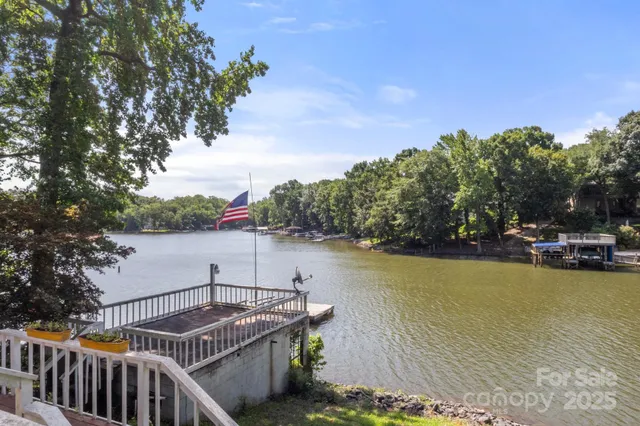 $730,000 | 7645 Buckland Road, Charlotte, NC 28278