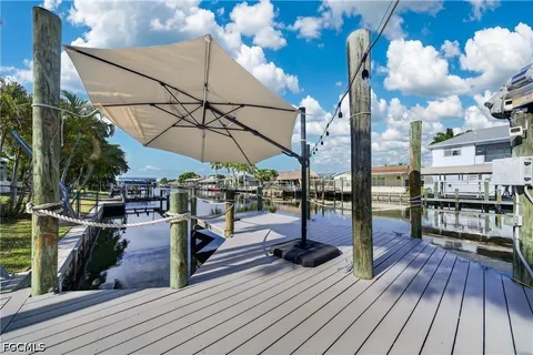 $399,999 | 12307 Matlacha Boulevard, Matlacha Isles, FL 33991