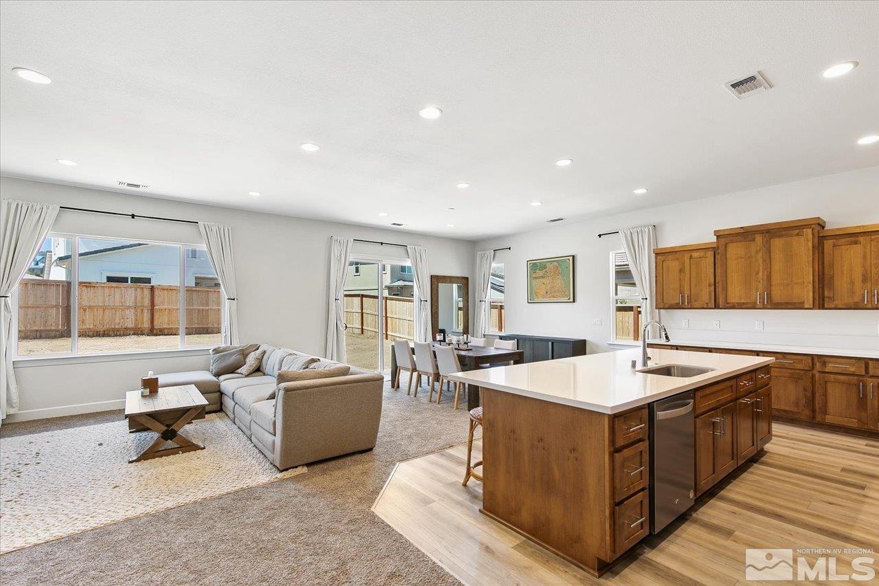 259 Starboard Drive Reno, NV 89439 - Photo 4 of 40 Photo 4
