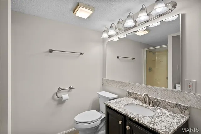 $240,000 | 5591 Waterman Boulevard, Unit A, St. Louis, MO 63112