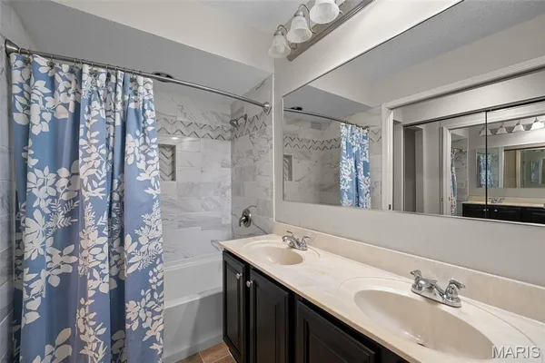 $235,000 | 5591 Waterman Boulevard, Unit A, St. Louis, MO 63112