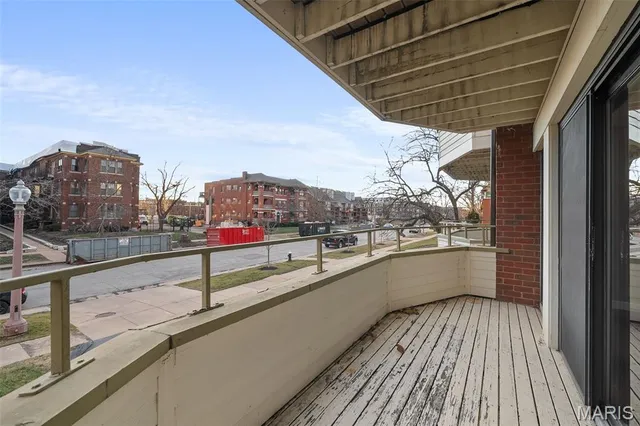 $240,000 | 5591 Waterman Boulevard, Unit A, St. Louis, MO 63112