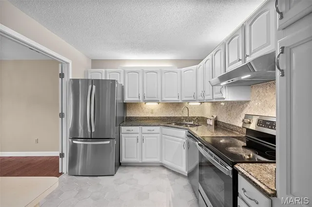 $240,000 | 5591 Waterman Boulevard, Unit A, St. Louis, MO 63112