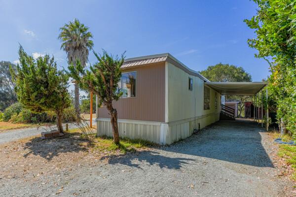 118 Paddon Road Watsonville, CA 95076 - Photo 3 of 29 Gallery Image 3