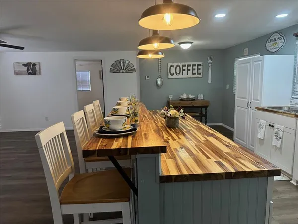 $429,000 | 9437 North Singapore Avenue, Dunnellon, FL 34433