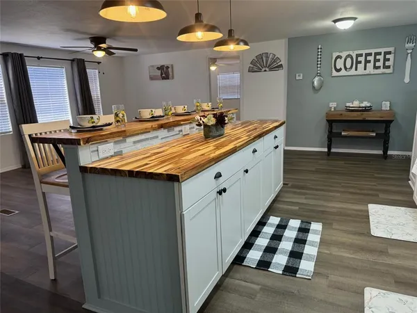 $429,000 | 9437 North Singapore Avenue, Dunnellon, FL 34433