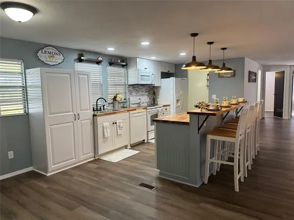 $429,000 | 9437 North Singapore Avenue, Dunnellon, FL 34433