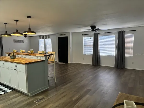 $429,000 | 9437 North Singapore Avenue, Dunnellon, FL 34433