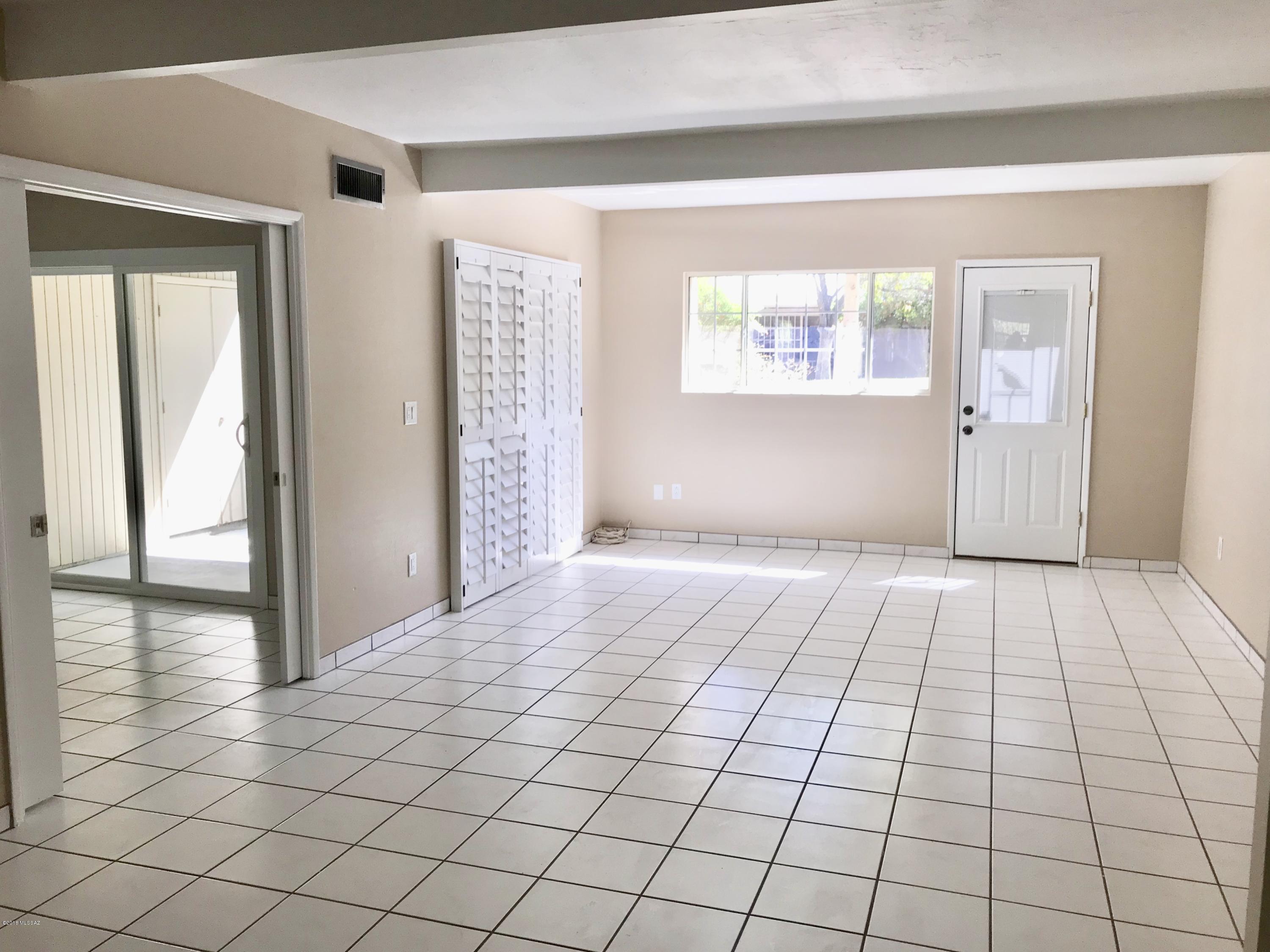 3750 North Country Club Road, Unit 15 Tucson, AZ 85716 - Photo 7 of 22