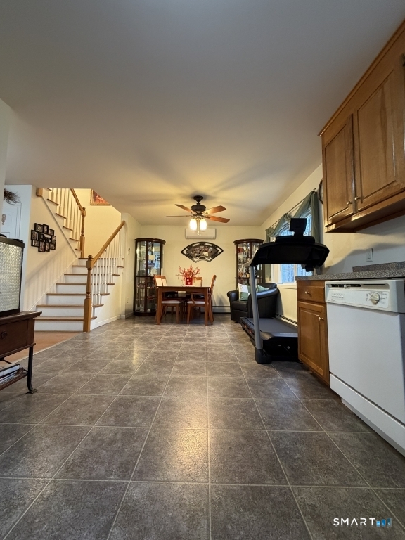 5 Thamesview Road Norwich, CT 06360 - Photo 3 of 22 Gallery Image 3
