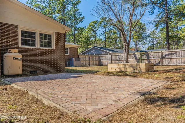 $2,200 | 1573 West Pennsylvania Avenue, Southern Pines, NC 28387