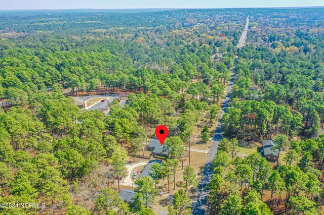 $2,200 | 1573 West Pennsylvania Avenue, Southern Pines, NC 28387