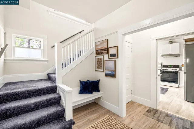 a view of a house with basketball court