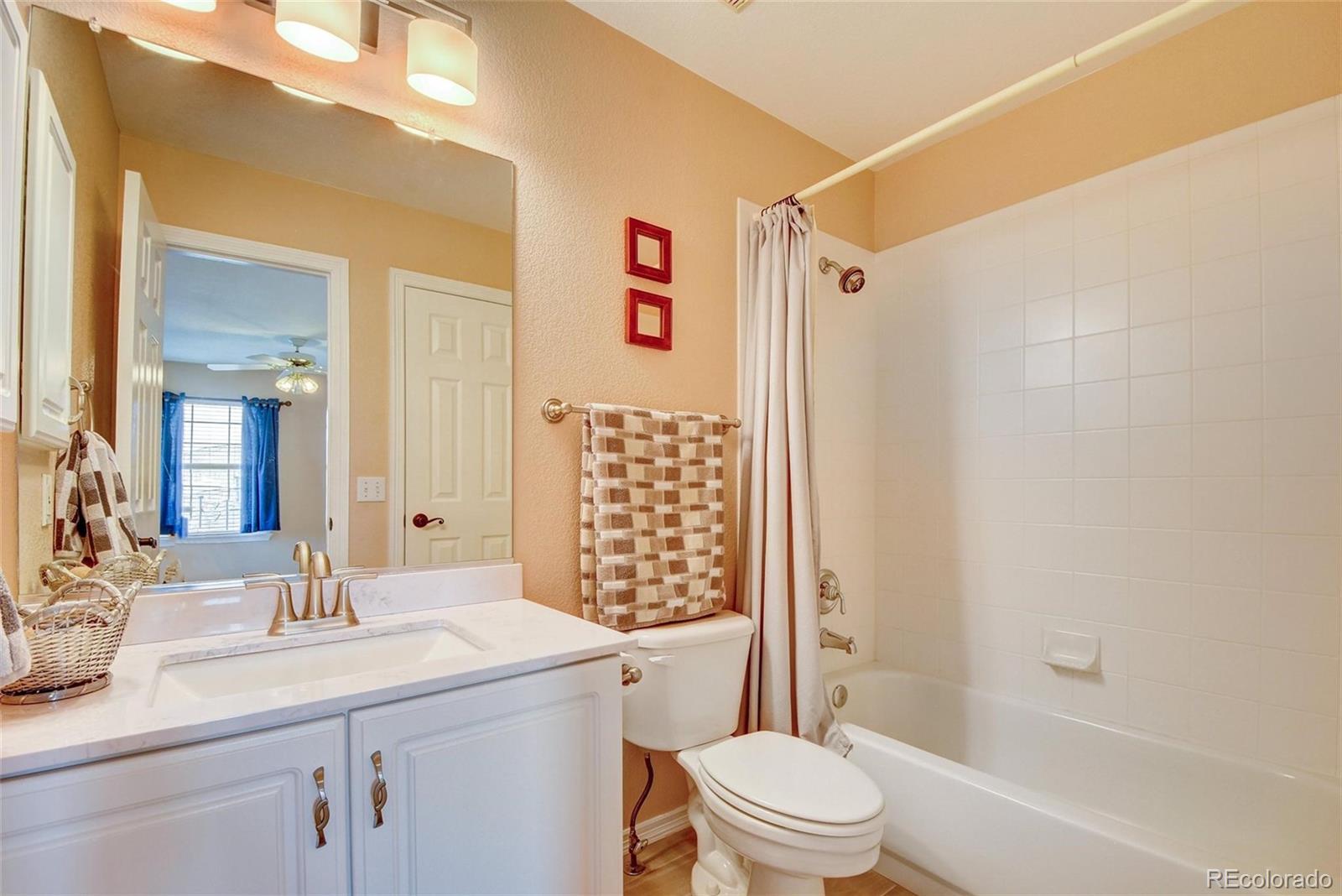 426 West Angus Way Highlands Ranch, CO 80129 - Photo 17 of 40