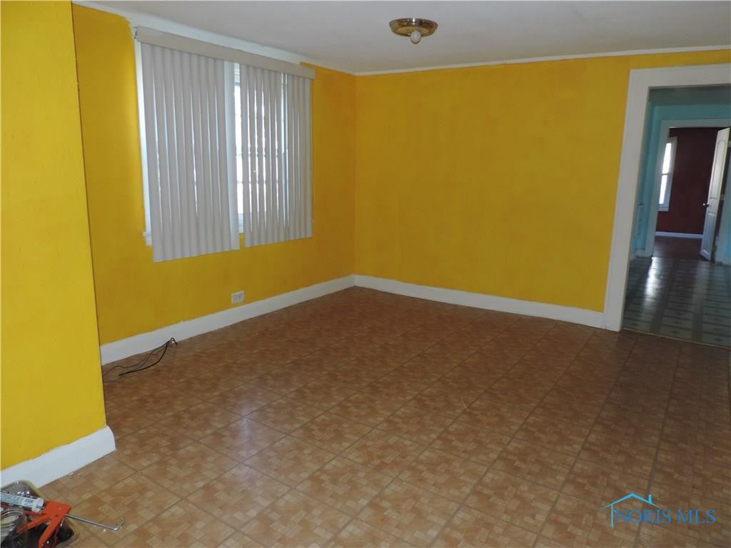 1022 Patchen Road Oregon, OH 43616 - Photo 5 of 13 Gallery Image 5