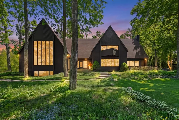 $1,875,000 | 1425 Bay View Heights, Petoskey, MI 49770