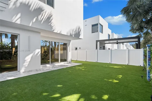 $1,450,000 | 9830 Northwest 74th Terrace, Doral, FL 33178