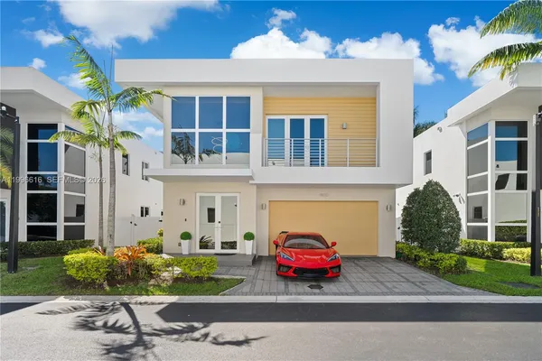 $1,450,000 | 9830 Northwest 74th Terrace, Doral, FL 33178