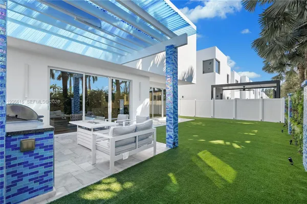 $1,450,000 | 9830 Northwest 74th Terrace, Doral, FL 33178