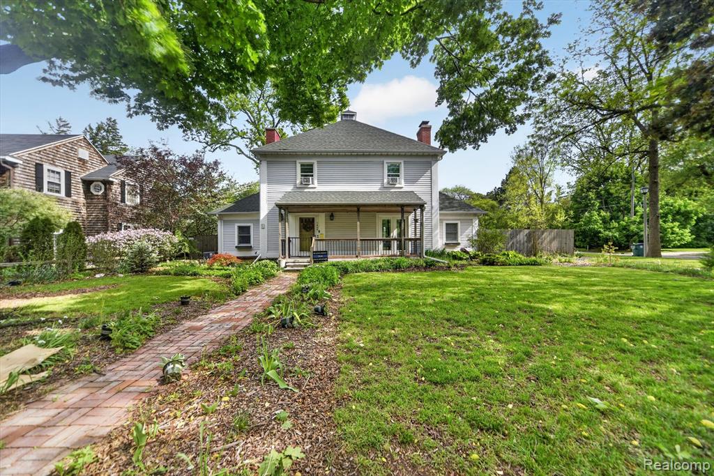 1404 Harvard Road East Lansing, MI 48823 - Photo 4 of 45