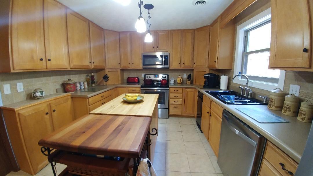 118 High Point Lane Oak Ridge, TN 37830 - Photo 5 of 16 Kitchen