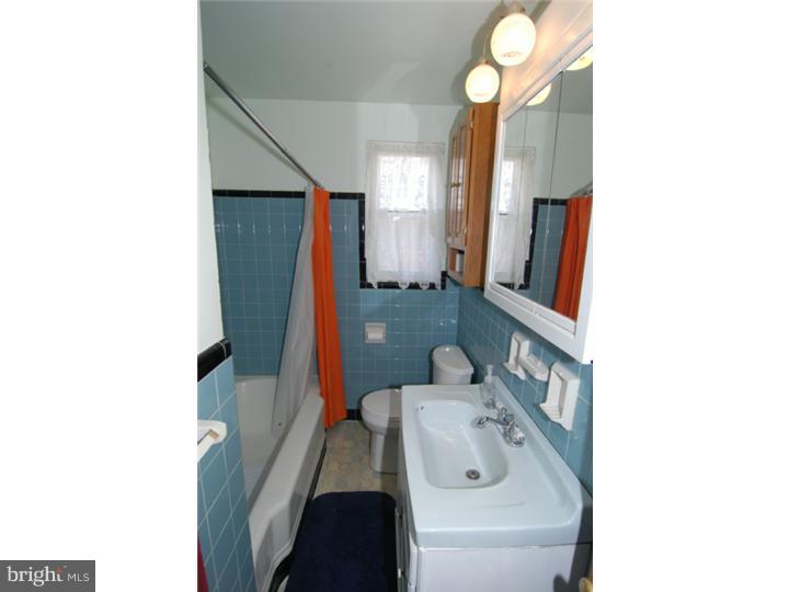 5 Wingert Road Wyomissing, PA 19610 - Photo 15 of 21 Bathroom