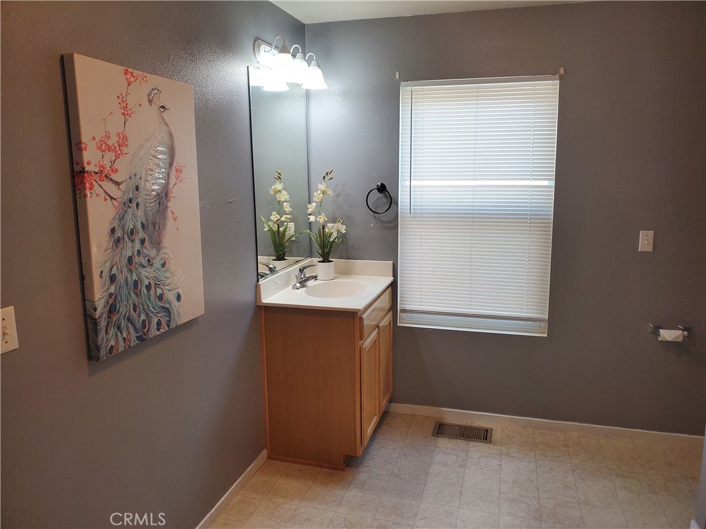 3759 Larkspur Avenue Merced, CA 95348 - Photo 18 of 20