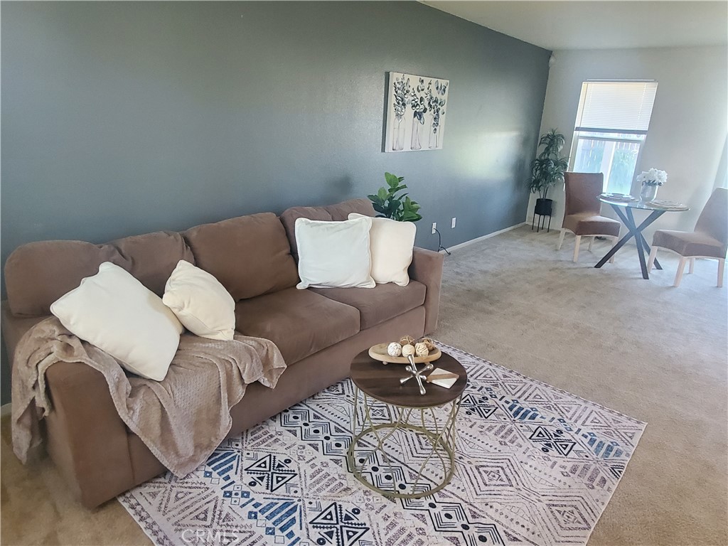 3759 Larkspur Avenue Merced, CA 95348 - Photo 6 of 20