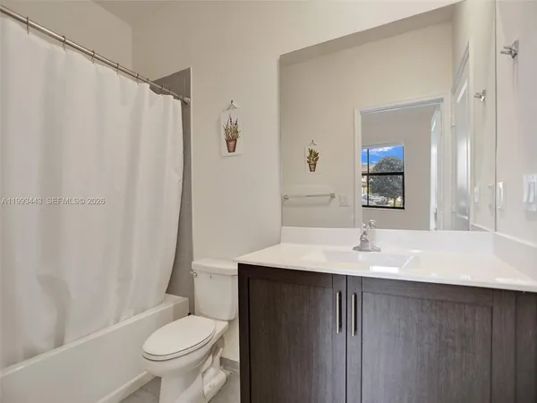 $2,950 | 3436 West 111th Place, Hialeah, FL 33018