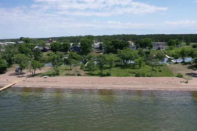 $849,000 | 123 River View Road, Ottertail, MN 56571