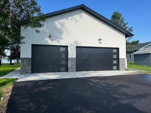 $849,000 | 123 River View Road, Ottertail, MN 56571