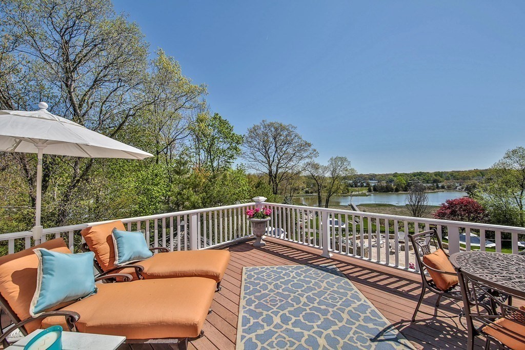 21 Gammons Road Cohasset, MA 02025 - Photo 5 of 42 Gallery Image 5