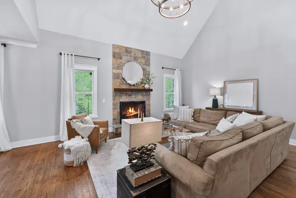 $925,000 | 7176 Kyles Creek Drive, Fairview, TN 37062