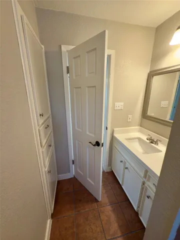 $1,700 | 7911 Parliament Place, Austin, TX 78759