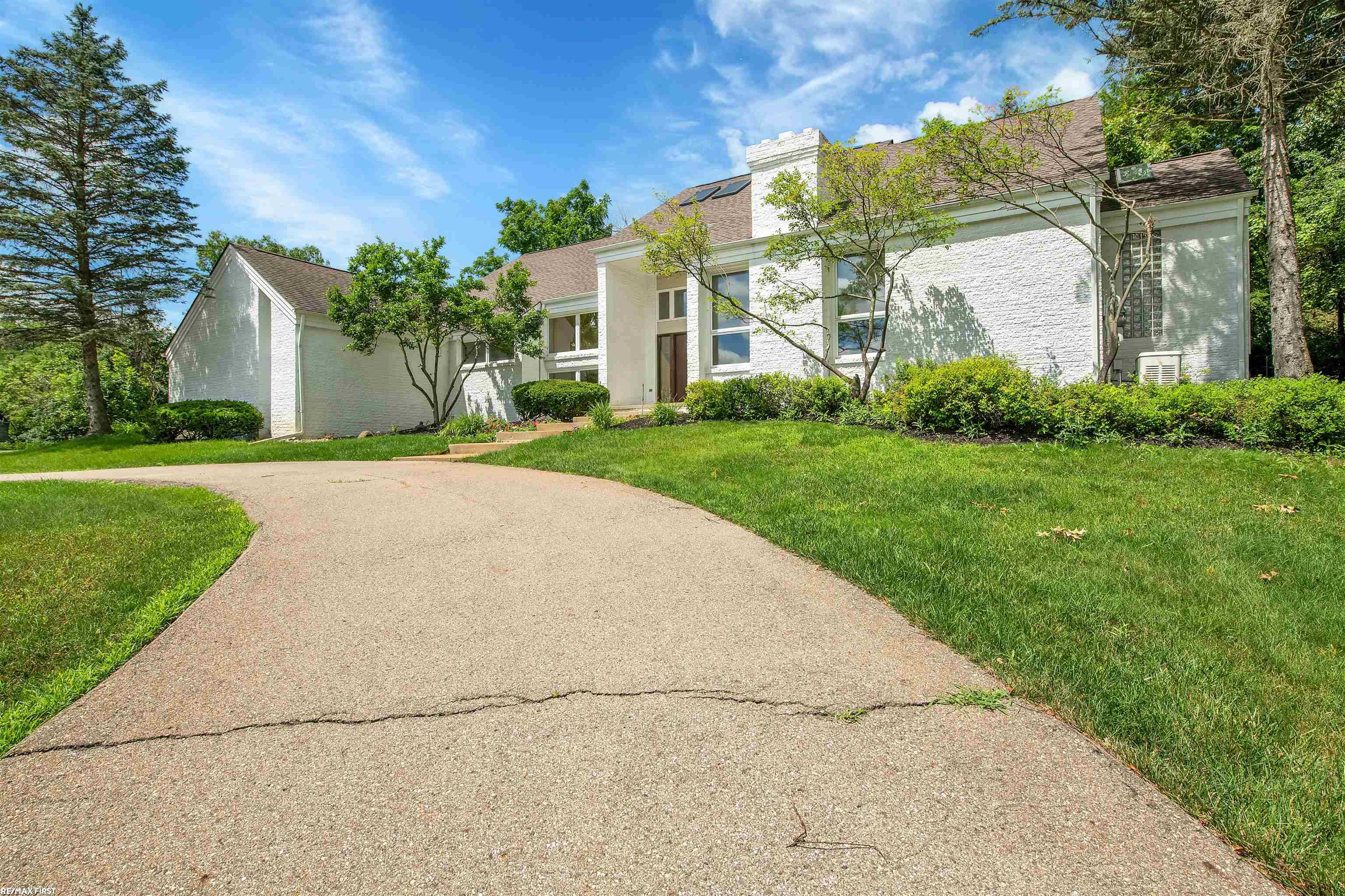 5114 Stonehenge Drive Rochester, MI 48306 - Photo 52 of 53