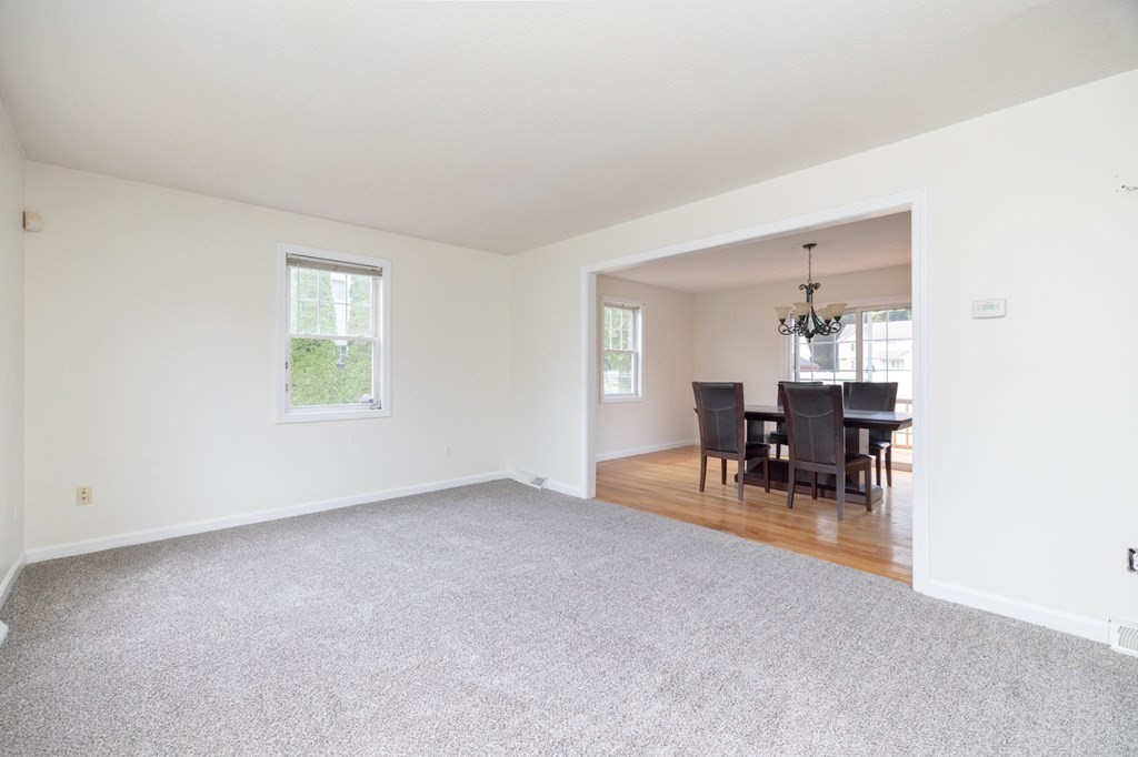 156 Fair Oak Road Springfield, MA 01128 - Photo 16 of 42