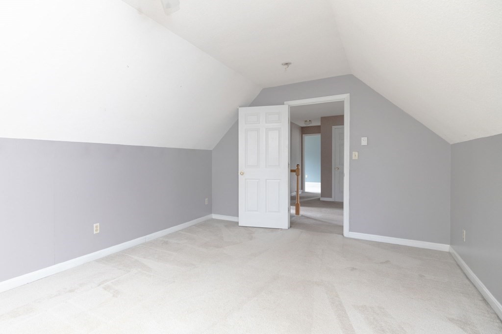 156 Fair Oak Road Springfield, MA 01128 - Photo 22 of 42