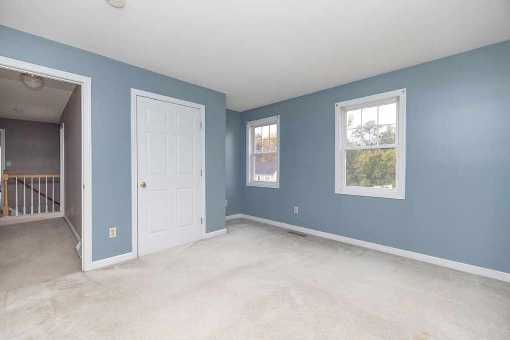 156 Fair Oak Road Springfield, MA 01128 - Photo 28 of 42