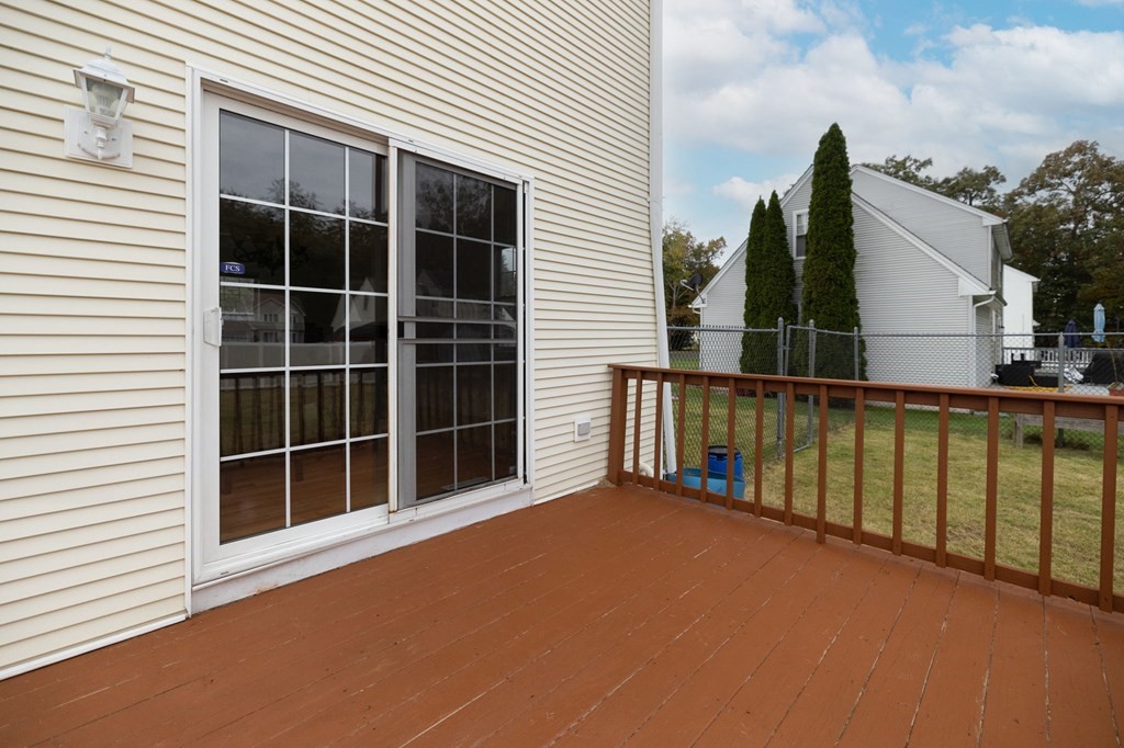 156 Fair Oak Road Springfield, MA 01128 - Photo 36 of 42